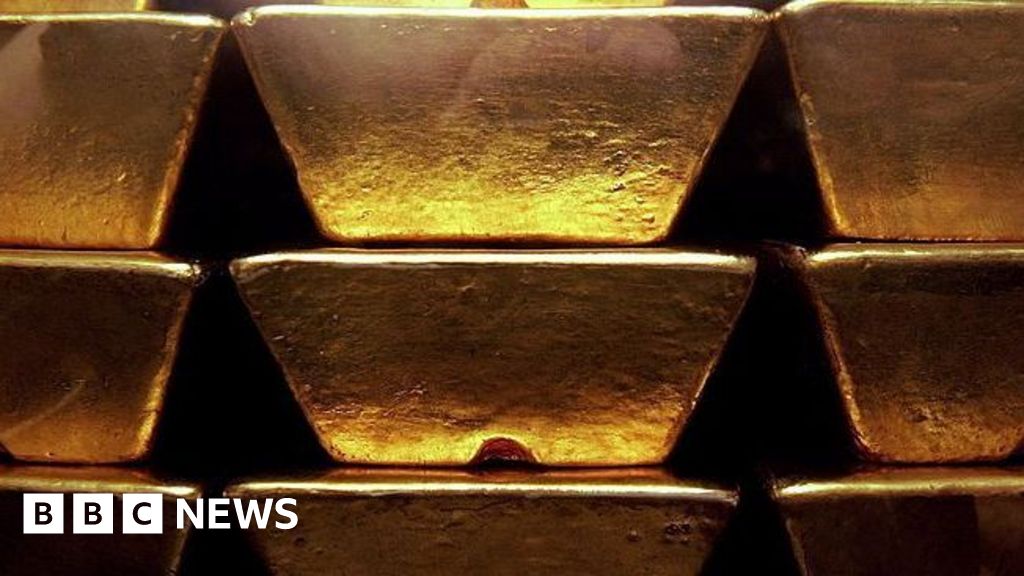 BBC News image for Why are European countries moving their gold out of North America? - BBC