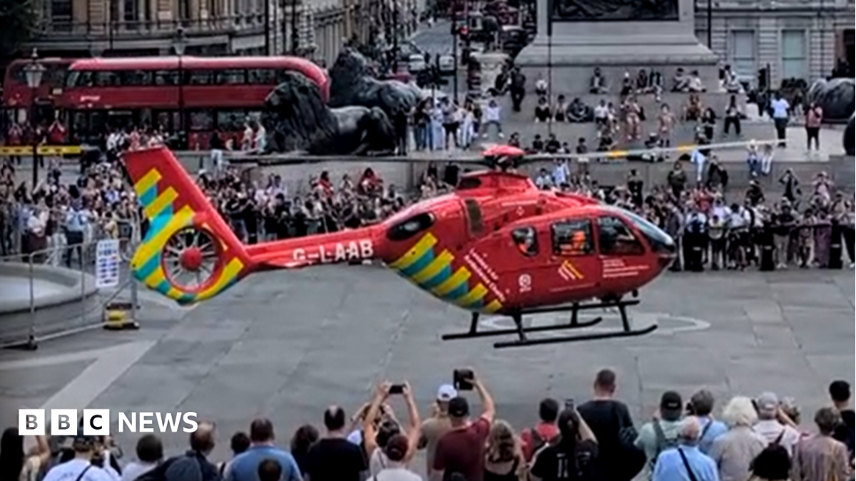 BBC News image for Woman arrested after four stabbed in central London