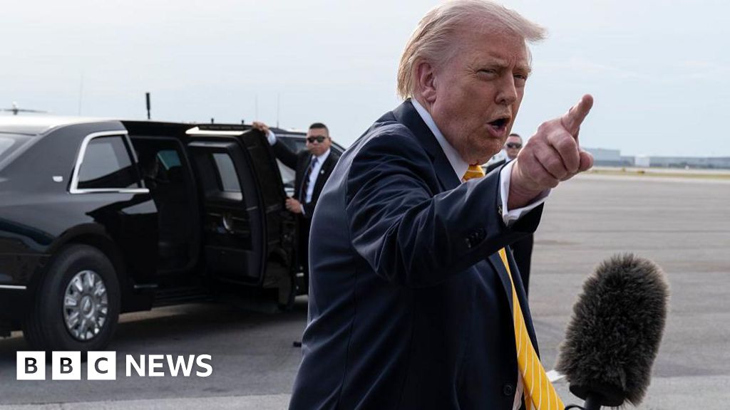 BBC News image for Iran says US has responded to its latest peace proposal - BBC