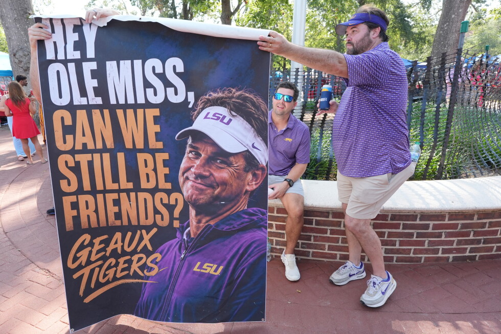 Associated Press image for Mockery emanates from Ole Miss' Grove on the day of Lane Kiffin's return to campus with LSU - AP News