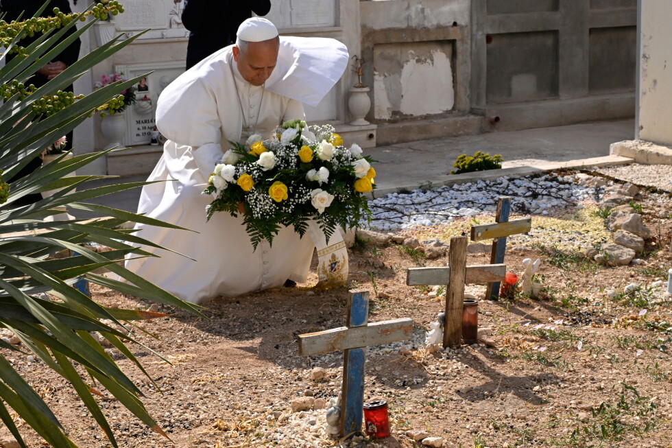 Associated Press image for Pope visits US ambassador on July 4 after prayers at Lampedusa cemetery for migrant victims - AP News