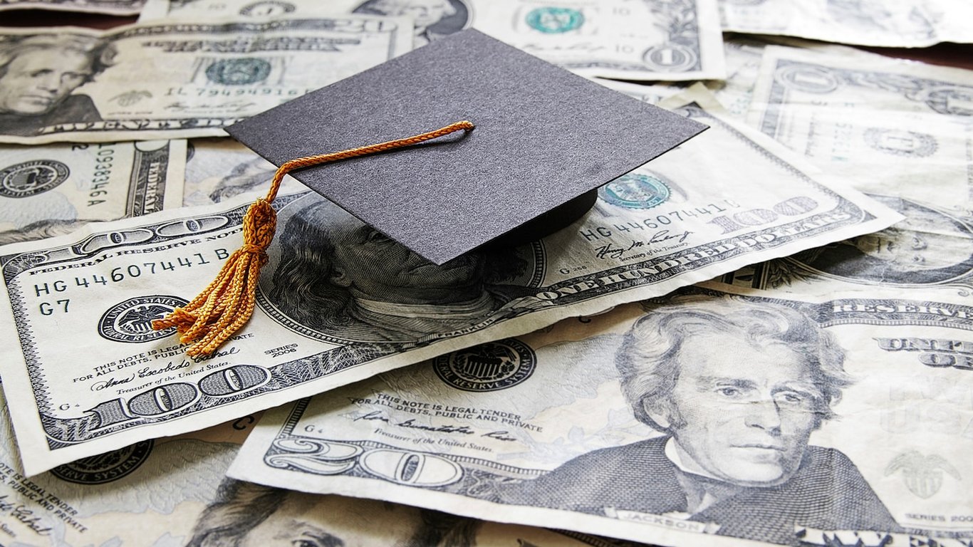 The Washington Post image for Student loan borrowers get more time to enroll in autopay for a debt discount - The Washington Post