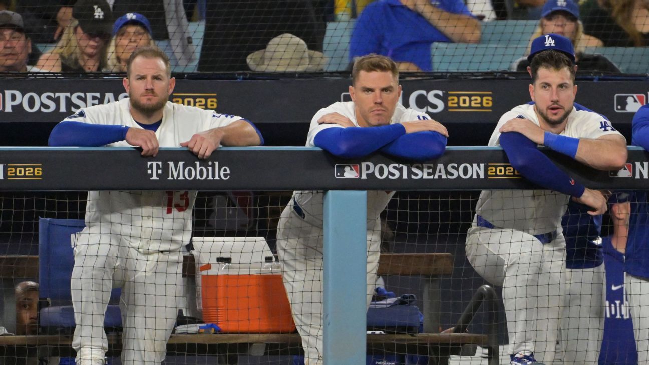 ESPN image for Dodgers tip cap to Brewers as title reign ends in NLCS sweep - ESPN