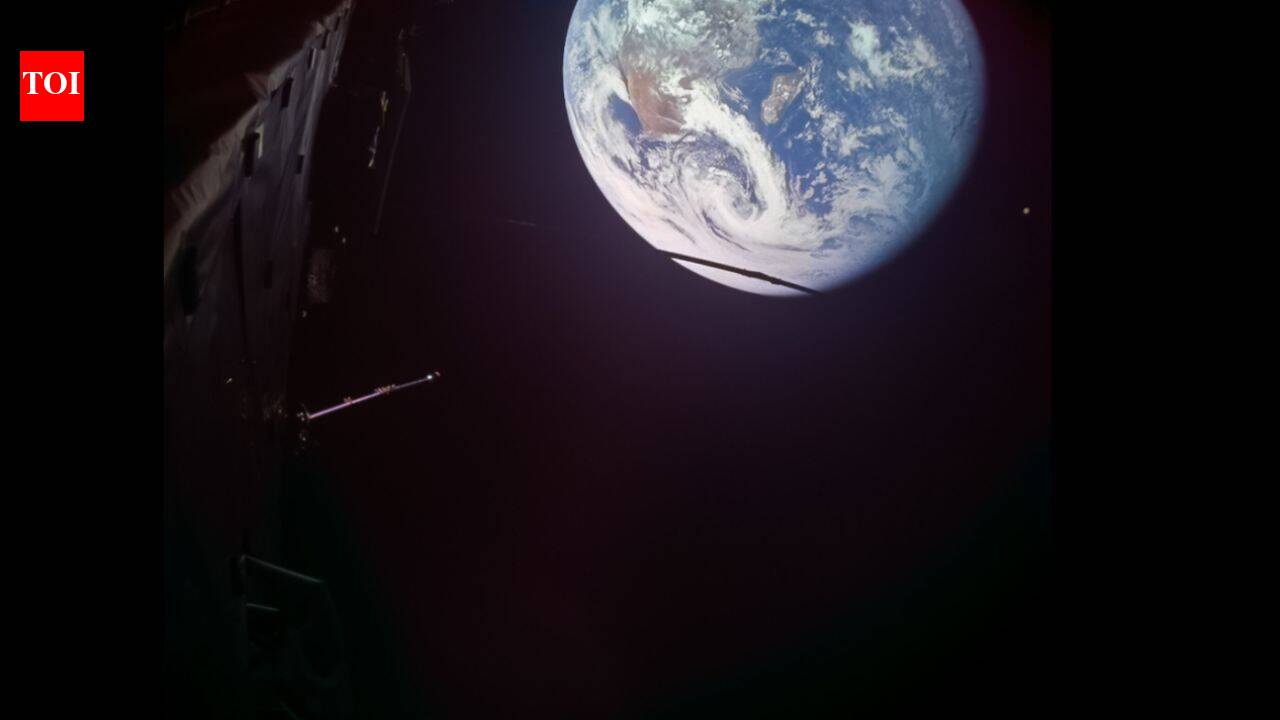 The Times of India image for ESA's Jupiter-bound spacecraft changed direction by 20 degrees and gained 3.5 km/s in speed using Earth’s - The Times of India