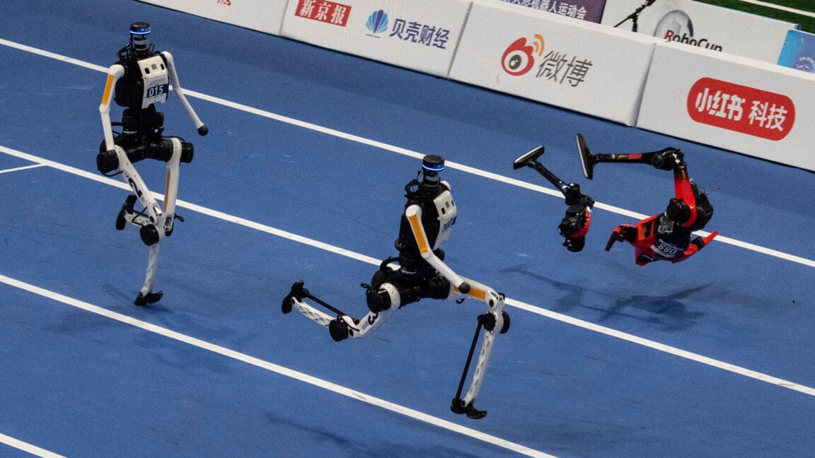 Ars Technica image for World humanoid robot games show runners breaking records, bursting into flames - Ars Technica