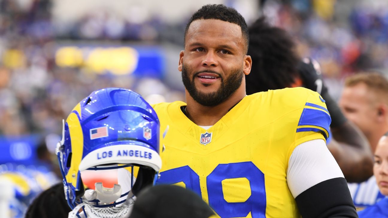 ESPN image for Aaron Donald's return fires up Rams in rout of Giants - ESPN
