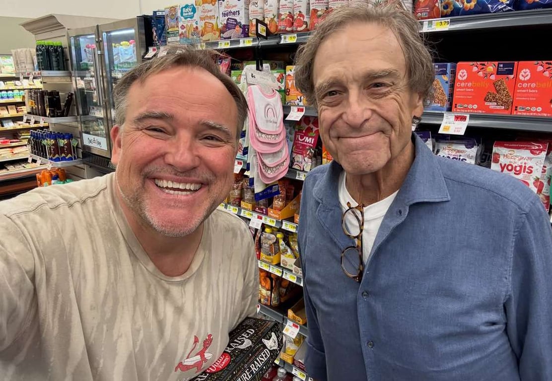 Entertainment Weekly image for John Goodman runs into famous fan ahead of big-screen comeback - Entertainment Weekly