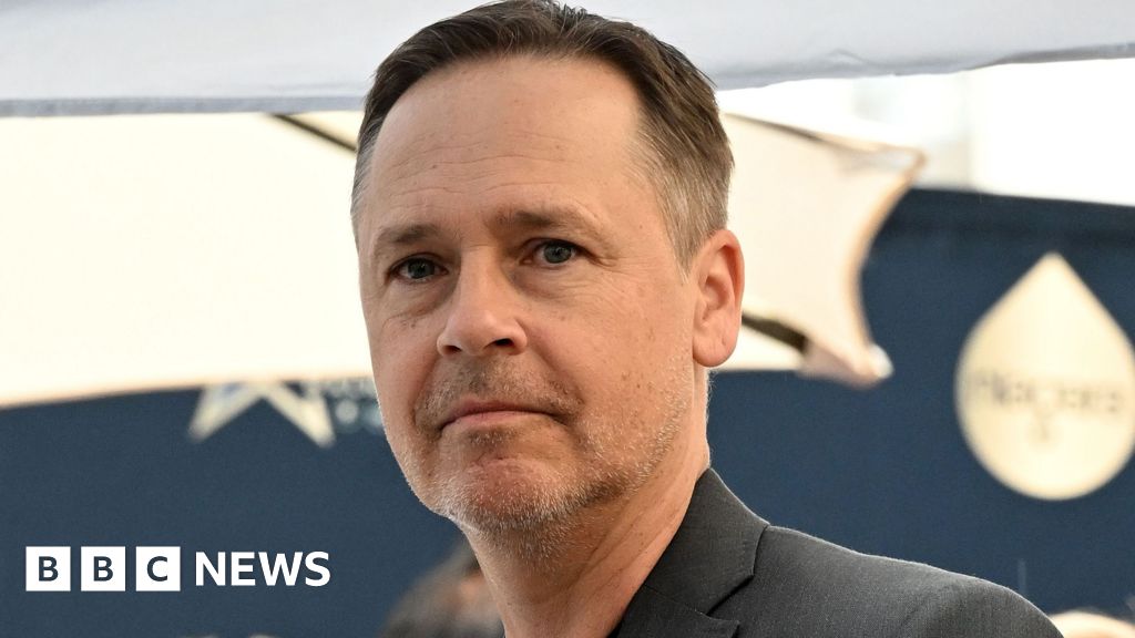 BBC News image for US actor Chad Lowe 'heartbroken' after death of daughter Fiona aged 13 - BBC