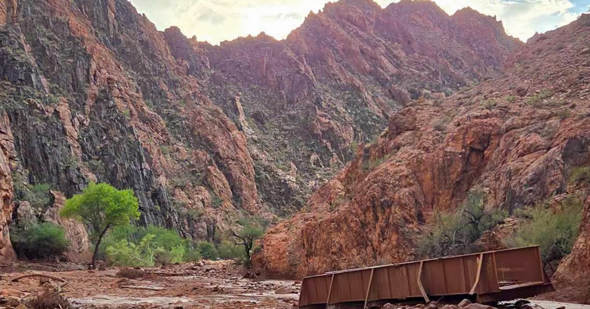 NBC News image for At least 1 dead, over a dozen missing at Grand Canyon after extreme flash flooding - NBC News