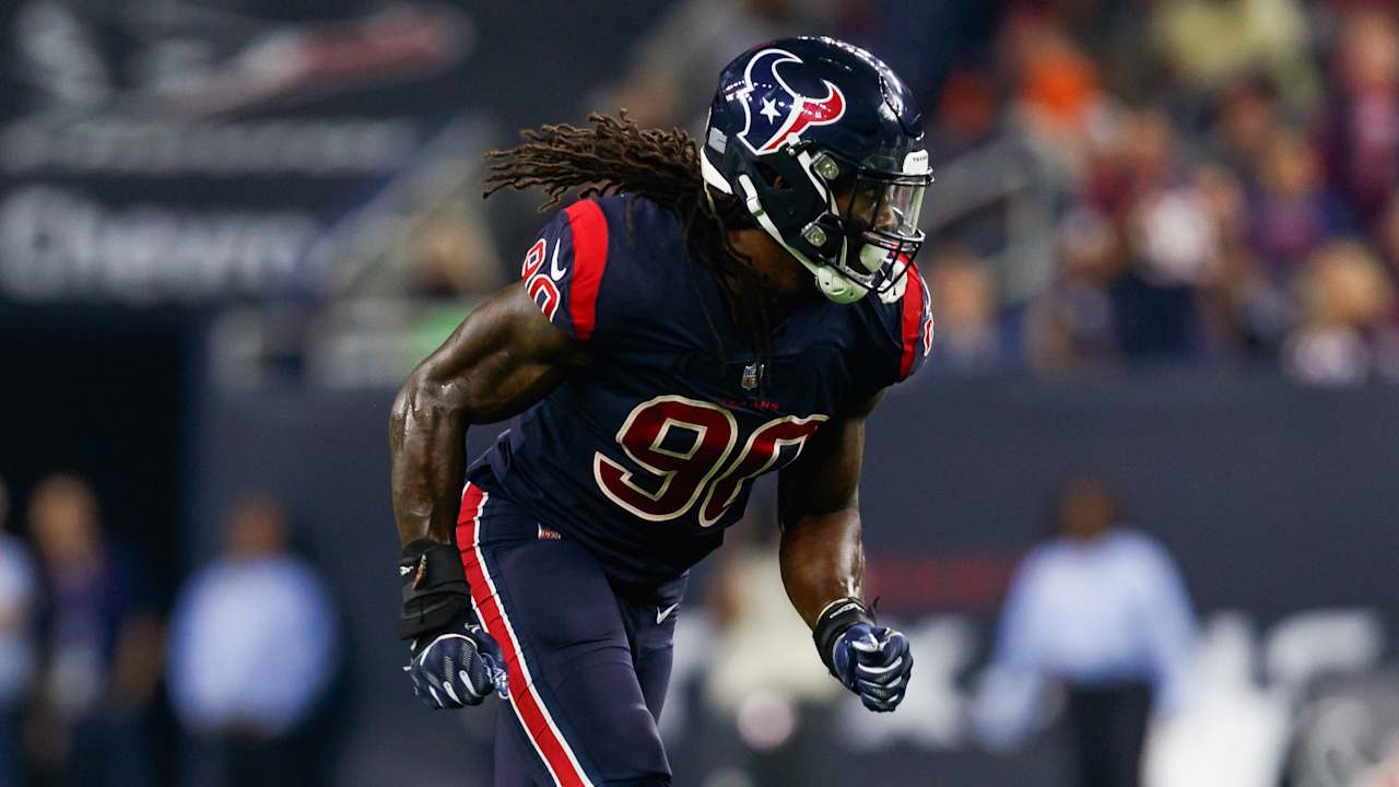 NFL News image for Clowney chose to return to Houston over chasing money: 'It was a really easy decision' - NFL.com
