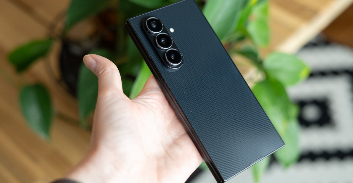 The Verge image for PSA: Don’t buy a $4,400 gray market Samsung TriFold on eBay - The Verge