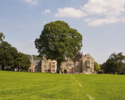 Fachada de All Hallows