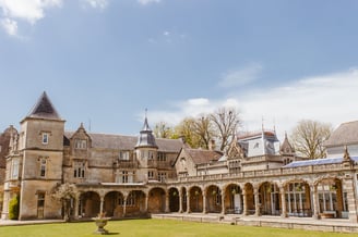 Césped de la Biblioteca All Hallows