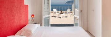 Double room with terrace and sea view