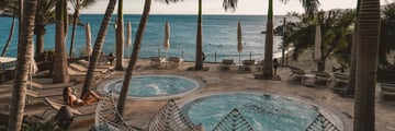 Relax in luxury at Hotel Fariones