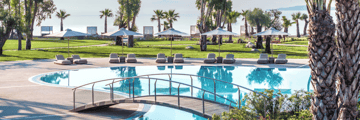 Deluxe pool