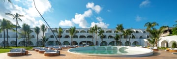SALA Samui Chaweng Beach Resort: Hotel Exterior