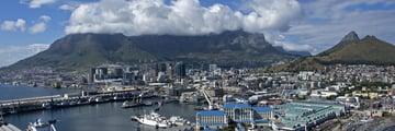 Table Bay at the Waterfront, Views of Bay and Table Mountain