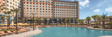 Pool at Universal's Endless Summer Resort - Dockside Inn & Suites