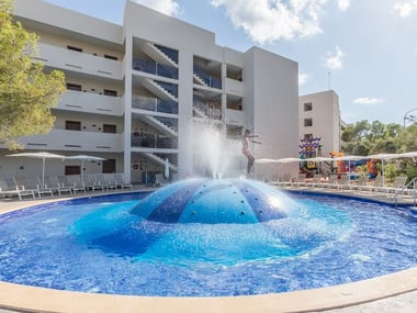Wet Bubble at Zafiro Palace Palmanova
