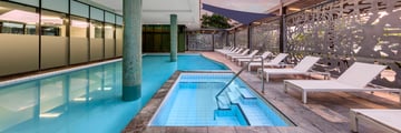 Adina Apartment Hotel Darwin Waterfront, Indoor Pool