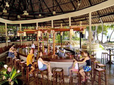 Baobab Beach Resort bar