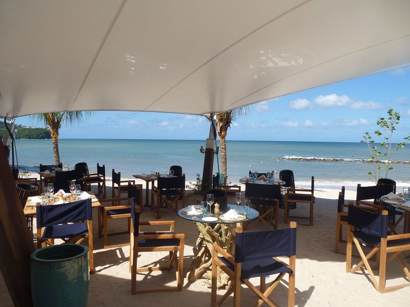 Rendezvous Beach Restaurant in St Lucia