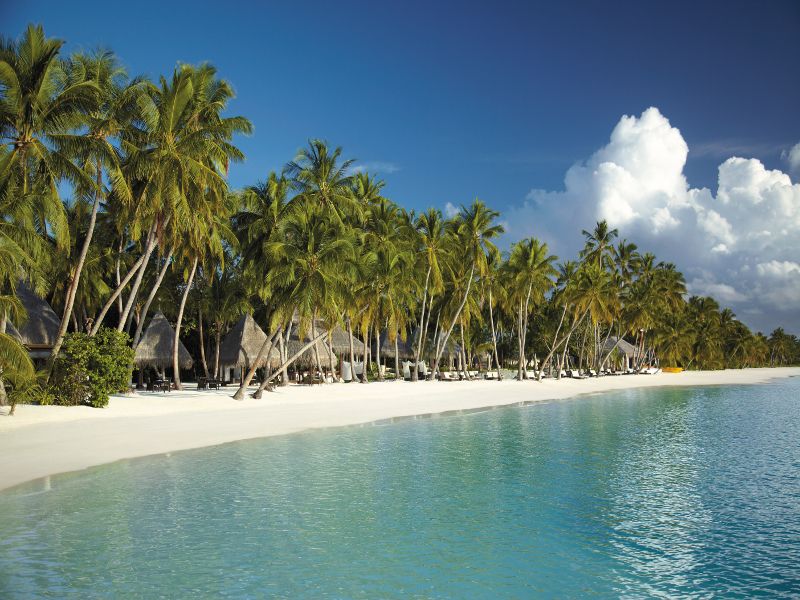 Beachfront view of Javvu at Shangri-La's Villingilu Resort & Spa