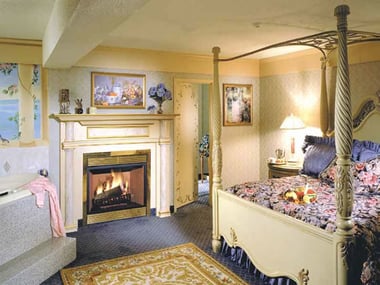 Guestroom, Cape Codder Resort