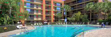 Rosen Inn at Lake Buena Vista, Exterior and Pool