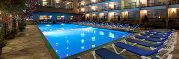 Coast Capri Hotel Kelowna, Pool