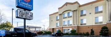 Comfort Inn & Suites, Exterior