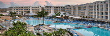 db Seabank Resort & Spa