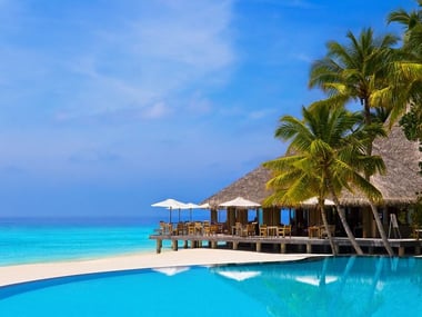 The pool at Dhigali