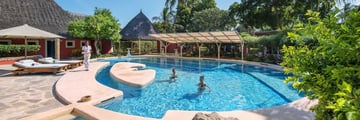 Diamonds Malindi, Mvua African Rain Spa Pool