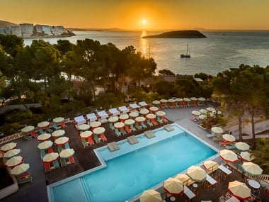 The family pool at Dreams Calvia Resort & Spa