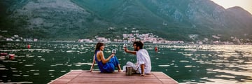 Couple drinking wine in Montenegro