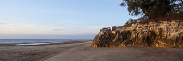Dropstone Cliffs, Casuarina Beach, Darwin