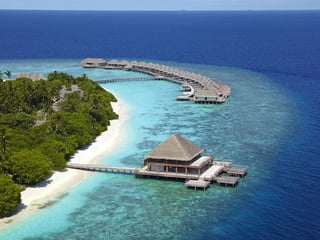 Luxury resort Dusit Thani Maldives