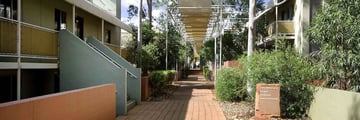 Emu Walk Apartments 