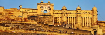 Explore Amber Fort in Jaipur, India