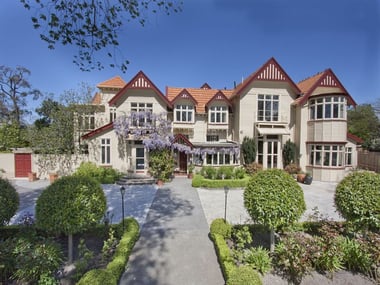 Exterior view of Eliza's Manor Boutique Hotel