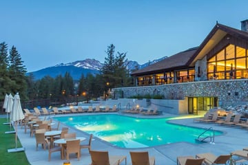Fairmont Jasper Park Lodge, Pool