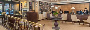 Fitzpatrick Grand Central, Front Desk