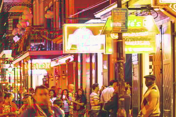 Bustling nightlife at New Orleans' French Quarter