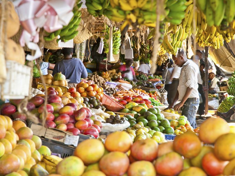 Fruit and veg market in Nairobi