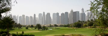 golfing in dubai