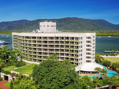 Hilton Cairns Hotel Exterior