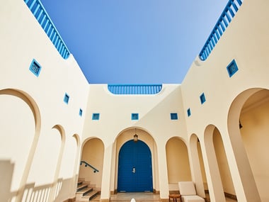 Hilton Salwa Beach Resort & Villas