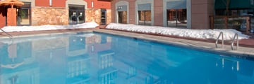 Hilton Whistler Resort & Spa, Pool